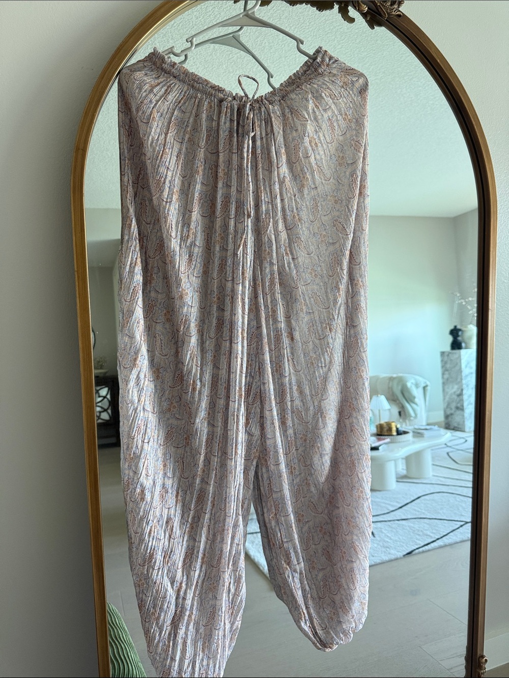Women’s Paisley Print beach /resort style Pants — Light Pink